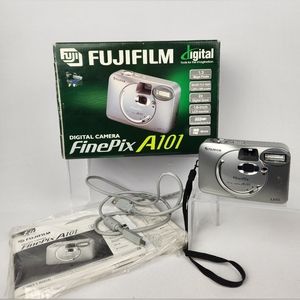 Fuji Finepix A101 1.3MP Digital Camera W Box & Manuels Tested Working